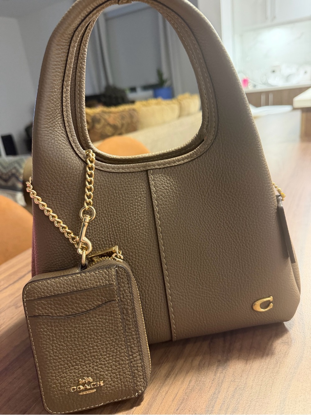 Lana Shoulder Bag 23